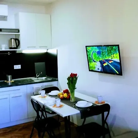 Guest house Zpula Center And 2*