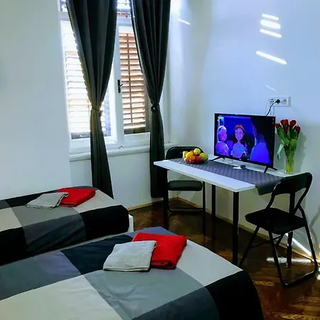Guest house Zpula Center And 2*