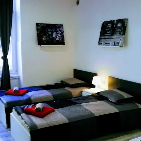 Zpula Center And Affittacamere 2*