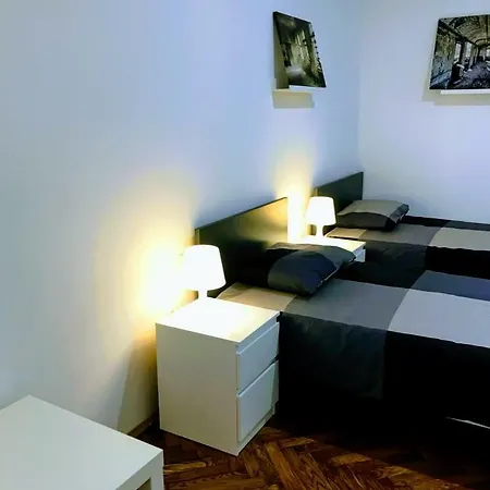 Zpula Center And 2* 풀라