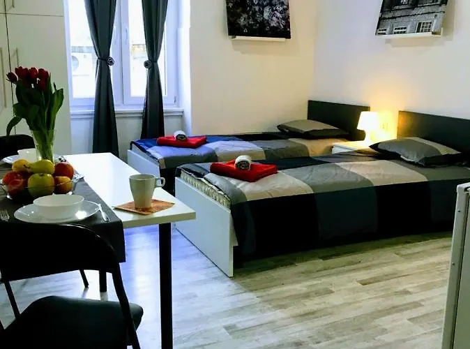 게스트하우스 Zpula Center And