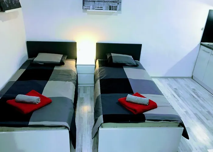 Zpula Center And 게스트하우스