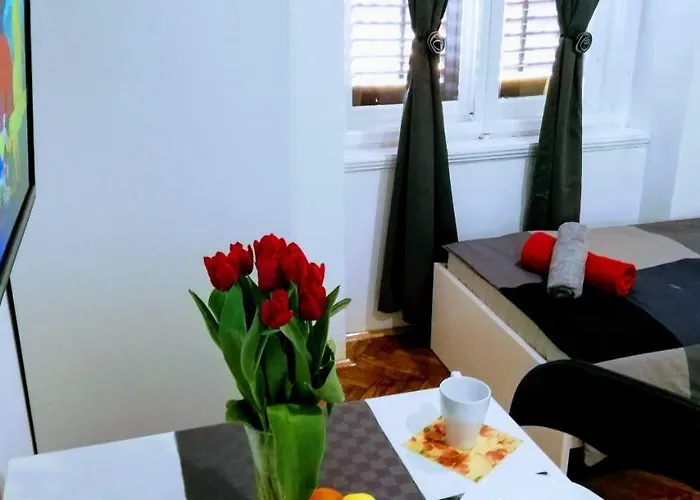 게스트하우스 Zpula Center And 풀라