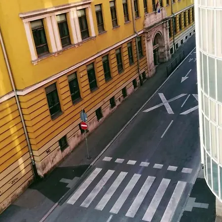 Zpula Center And Gæstehus Pula